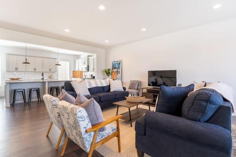 The Gibson by Stay Local Nashville - B&B Nashville