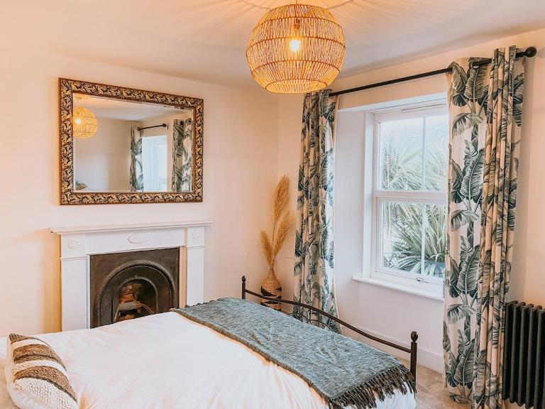 Twiga Cottage - Quiet 2 bed - Heart of town - Walk to beaches - B&B Newquay