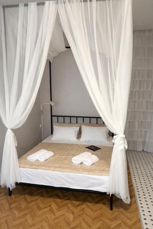 Sweet Home Tskaltubo Family Guesthouse Near Spa Park - Bed and Breakfast Tsqaltubo