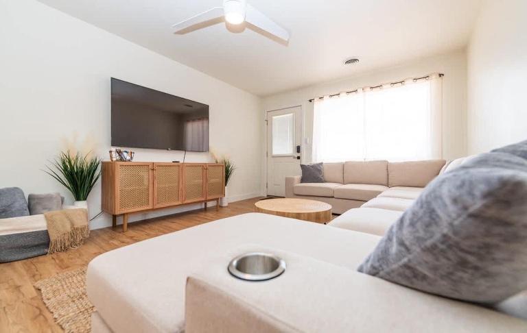 Newly Remodeled Family Friendly Home - B&B Page
