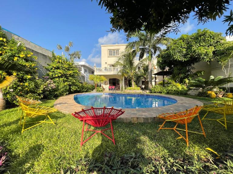 Villa Chayol - Beautiful, spacious, bright! - B&B Cotonú