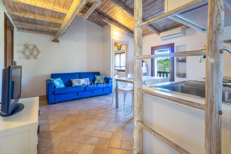 Secret View - Apt 2 Beds - Wi-Fi - Parking - by Coral Property - B&B Porto Cervo