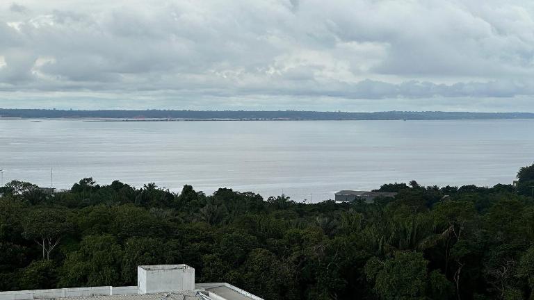 Departamento de 2 habitaciones con vista al Río Negro - Ponta Negra - B&B Manaos