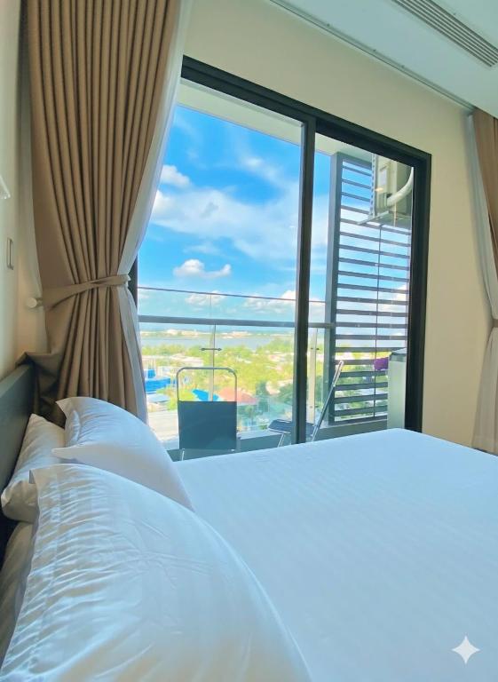 Căn hộ Master có sofa giường view sông Đồng Nai - B&B Long Bình