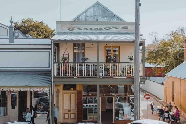 Historic Gammons Stunning Balcony Views Central - Ferienwohnung Beechworth