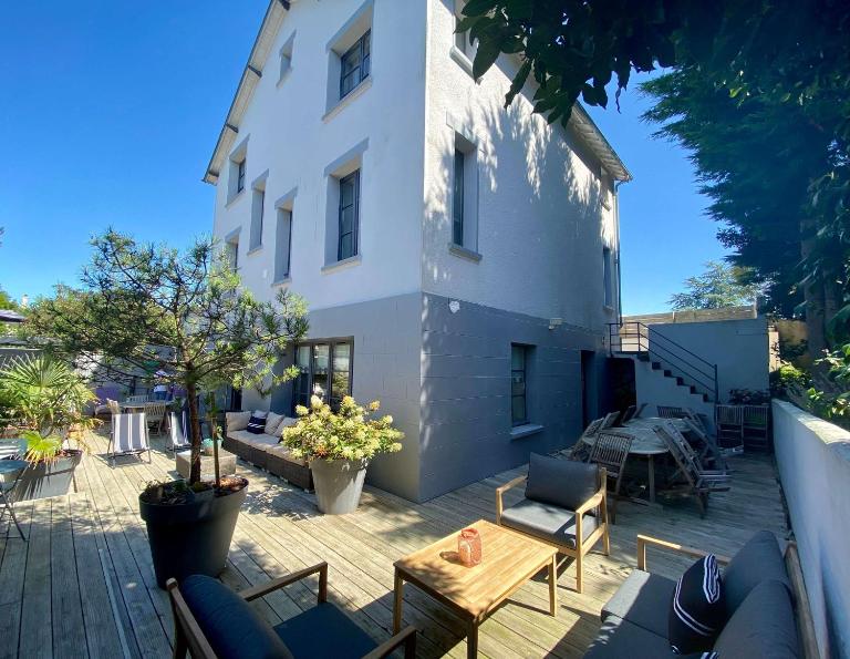 La Clef Decamp Donvillaise 15 pers jacuzzi, 8 min à pied plage - B&B Donville-les-Bains