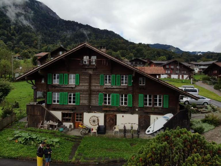 Lake view Chalet , Drligen - B&B Därligen