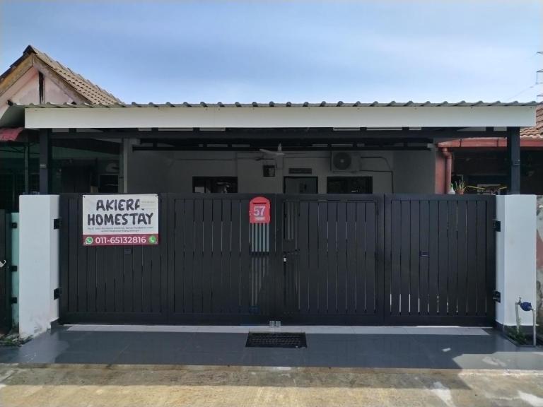 Akiera Homestay #MELAYU ONLY - B&B Port Klang