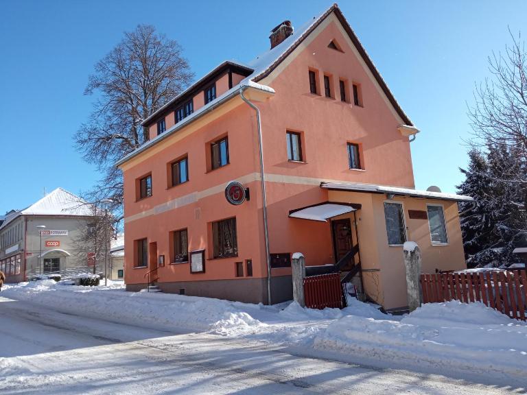penzion U Krkovičky - Bed and Breakfast Konstantinovy Lázně