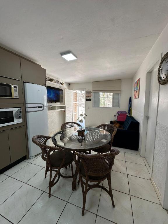 Apartamento a Beira Mar Camacho Jaguaruna SC - Chambres d'hôtes Jaguaruna