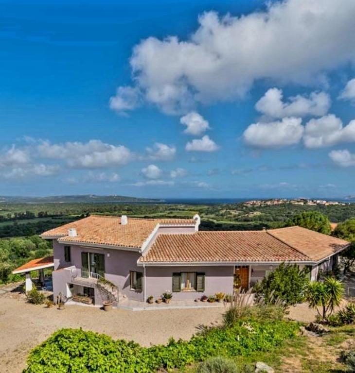 Villa Bellavista Palau - B&B Barrabisa