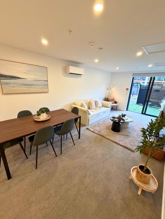 Central 1BR Apartment Steps From Te Kaha Stadium - B&B Christchurch