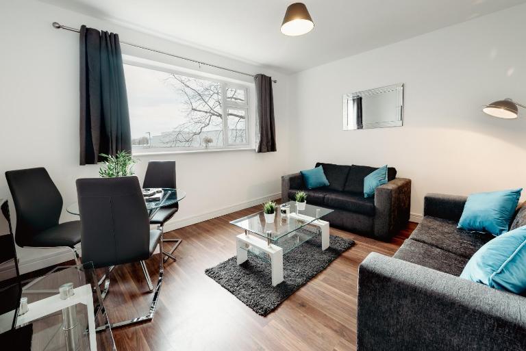 K Suites - Station Road 13 - Ferienwohnung Hinckley