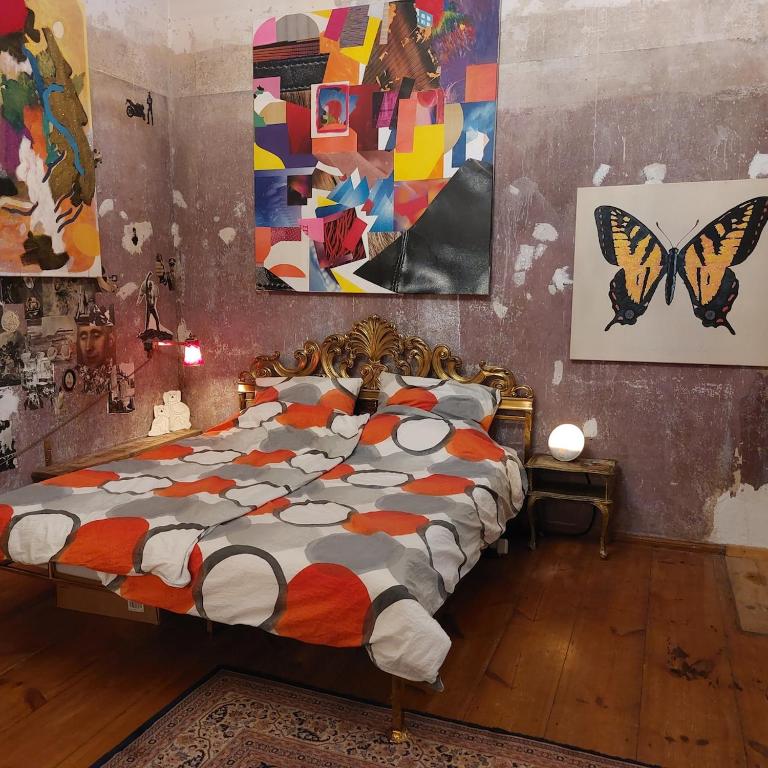 Crystal Ball Residency - Ferienwohnung Berlin