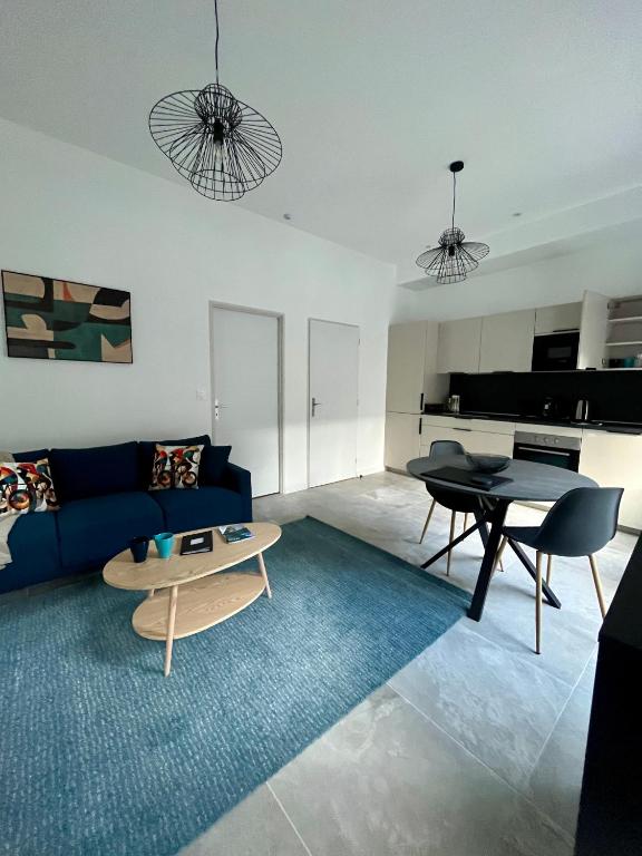 Le Vieux Bourg Apartment 5, Spacious 1 bed Apartment, Bourg Centre - B&B Le Bourg-d'Oisans