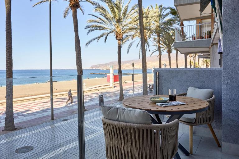 Apartamentos Paseo Maritimo by Expoholidays 5 y 9 - B&B Almería