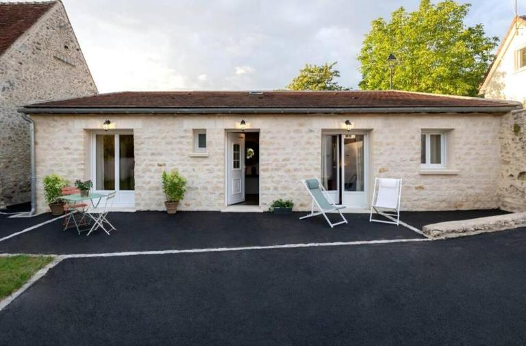 Maison avec Spa Privatif, Jacuzzi et Sauna - Bed and Breakfast Bailleval