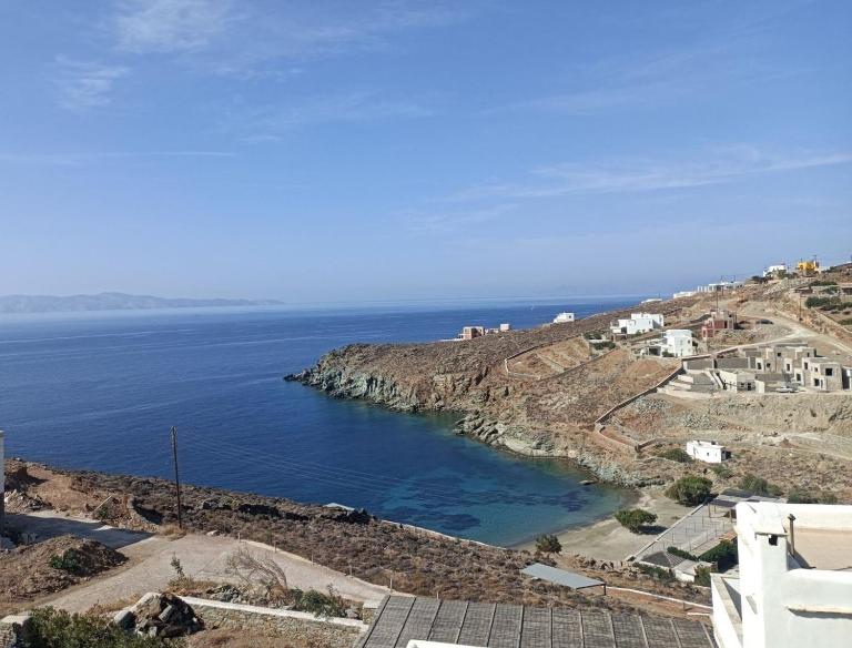Margarita's Vourni house - B&B Agios Romanos