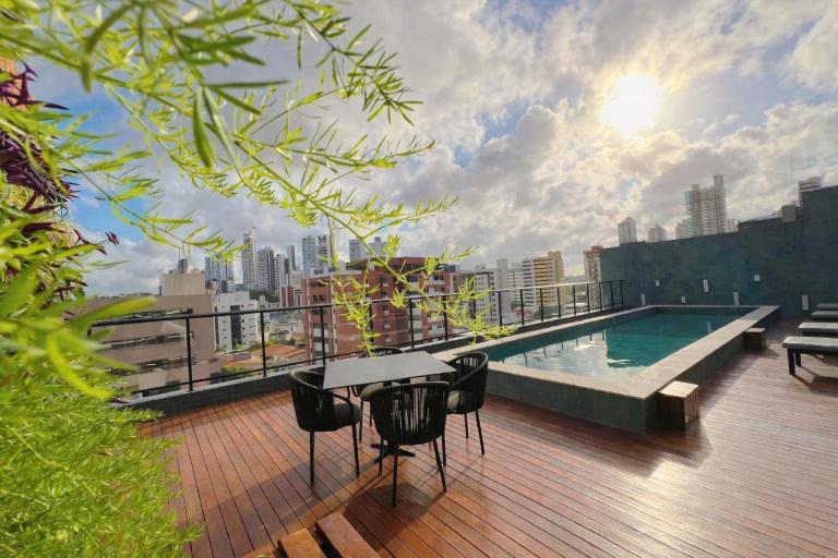 Cobertura Dois Andares com Hidromassagem Privativa uma quadra do mar - B&B João Pessoa