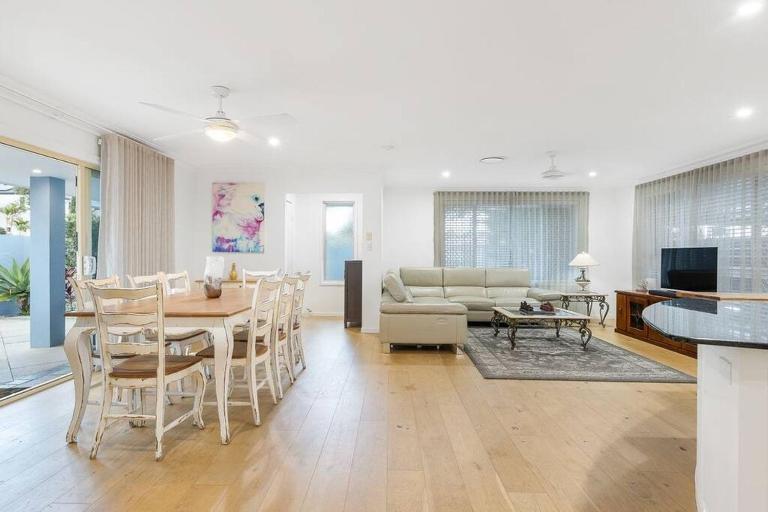 Coastal House - Bed and Breakfast Gold Coast