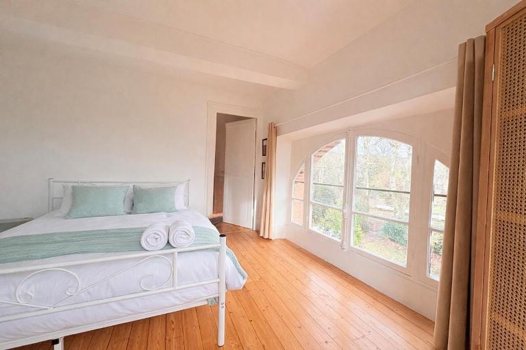 L'Authentic - Appartement spacieux - B&B Villeneuve-sur-Yonne