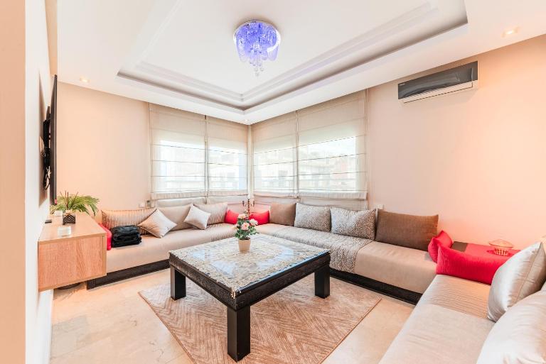 Confort Urbain - Plein centre & Spacieux - B&B Casablanca