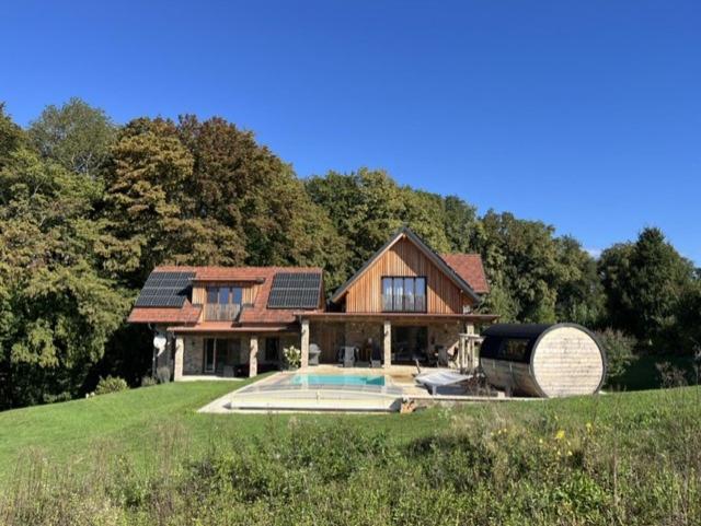 Landvilla Sinelia premium - Ferienwohnung Dietersdorf am Gnasbach