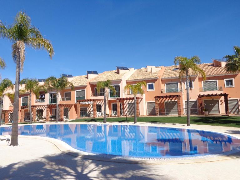 Santa Maria N - Shared Pool - 8 Guests - Albufeira - B&B Albufeira
