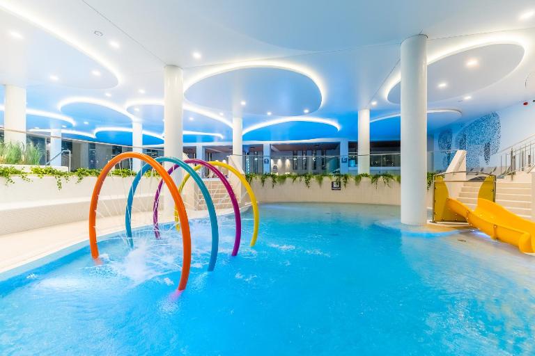 SHANDY 2pok Apartament Polanki Aqua - basen parking siłownia w cenie - Chambres d'hôtes Kołobrzeg