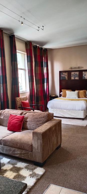 Maphungubwe pop champagne hotel apt on 6th floor - B&B Johannesburg