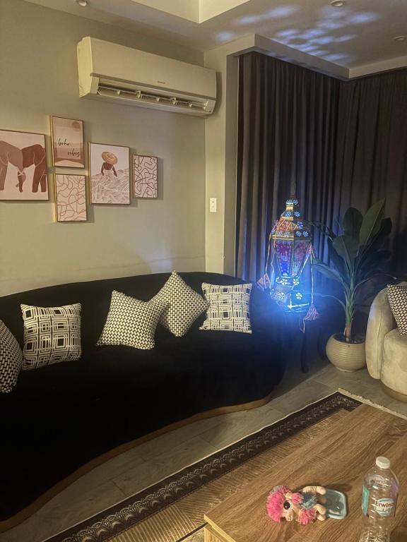 شقه فندقيه غرفتين بجوار سيتي ستارز مكرم عبيد - B&B Cairo
