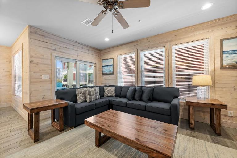 Hammock Dunes J by Youngs Suncoast - B&B Orange Beach