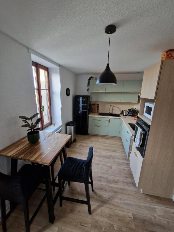 Appartement 15 min Metz et 20 min Luxembourg avec parking - B&B Talange