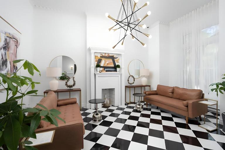 Kozy Stays Penfield - Modern Rooms Heart of downtown - B&B Montreal