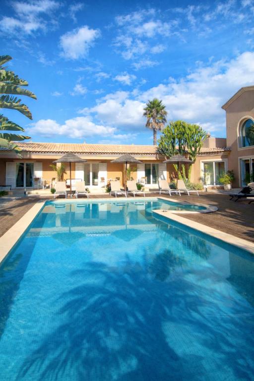 Casa Canavial - Bed and Breakfast Senhora da Luz