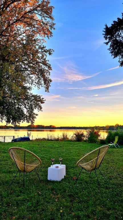 Ferienhaus Wendseeblick - Dein Haus am See - Bed and Breakfast Brandenburg an der Havel