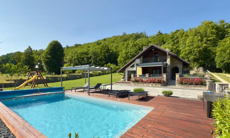 Liko Diko holiday home - peaceful wellness retreat in nature - B&B Gospić