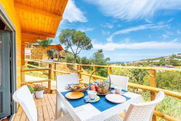 OakNest NatureLodge - Manzana - B&B Badesi