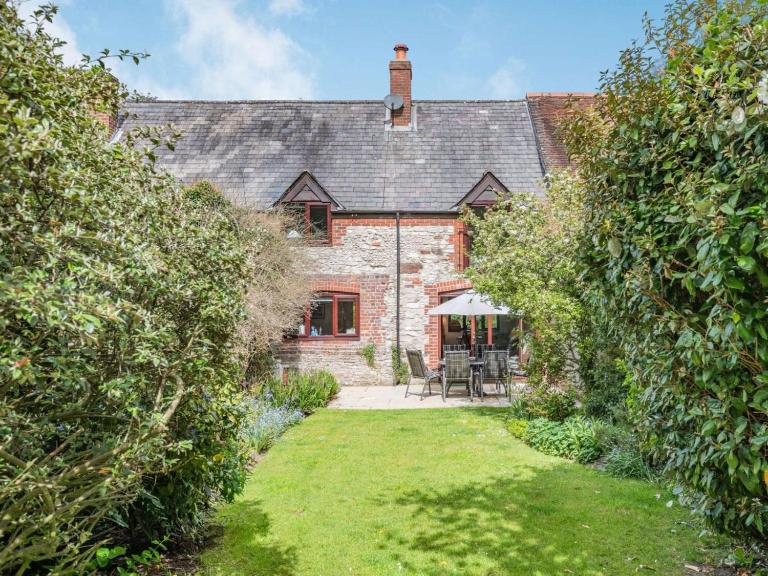 3 Bed in Dorchester oc-dc108 - Bed and Breakfast Winfrith Newburgh
