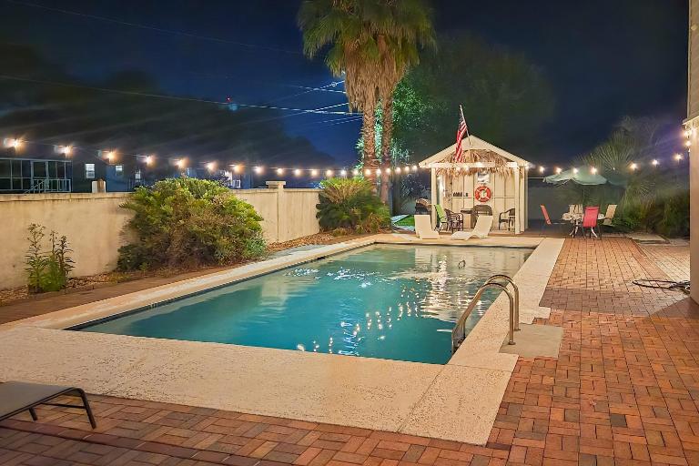 Tybee Island Gem: Spacious Home w/ Private Pool - B&B Tybee Island