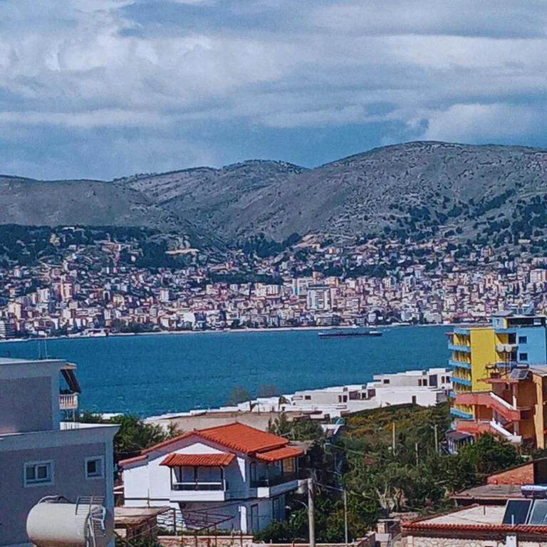Apartments Polonia Saranda - Bed and Breakfast Sarandë