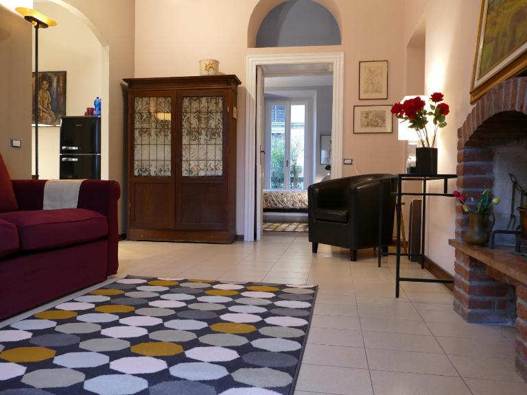 Nonna Nilla, a large and cozy flat in Porta Venezia - B&B Milán