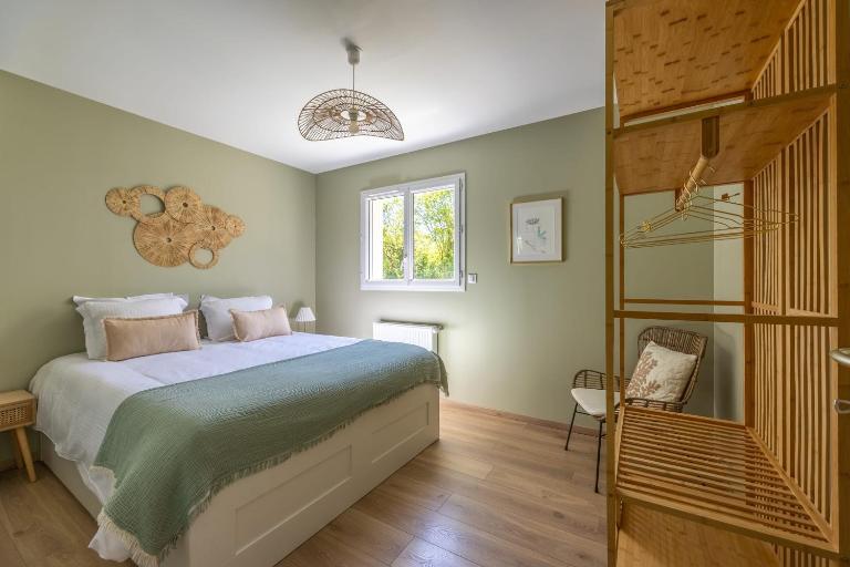 La petite maison de Littry parking - B&B Le Molay-Littry