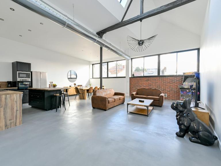 Loft 23 - Appartement lumineux 4 chambres hyper centre de Cholet - B&B Cholet
