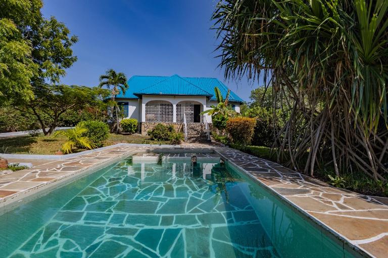 Auregi Villas - 1 bedroom and twin room near Diani beach - Chambres d'hôtes Ukunda