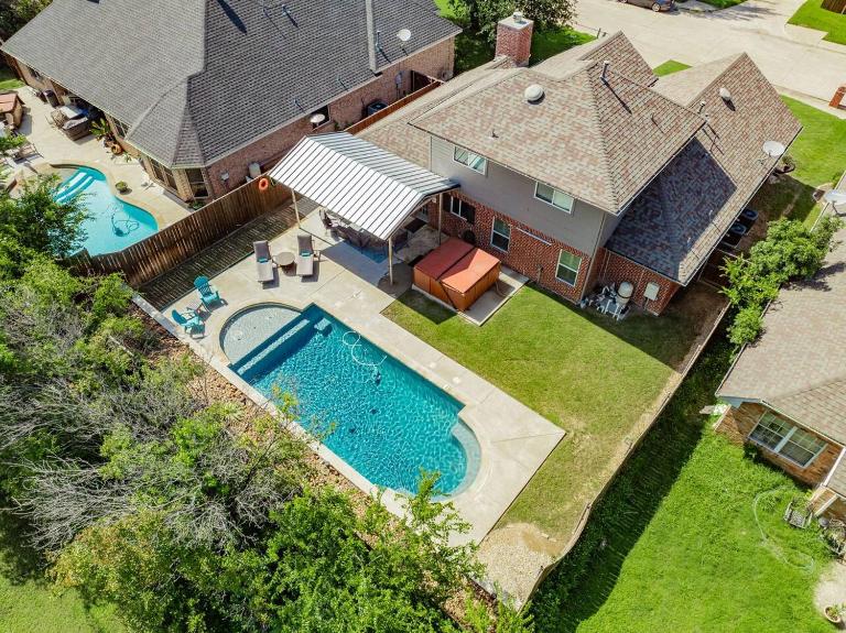 Rockwall Luxury Retreat-Pool/Spa/Patio/Gameroom - B&B Rockwall