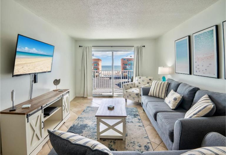 BEACHFRONT - HEATED POOL - FREE ACTIVITIES - Ferienwohnung Gulf Shores