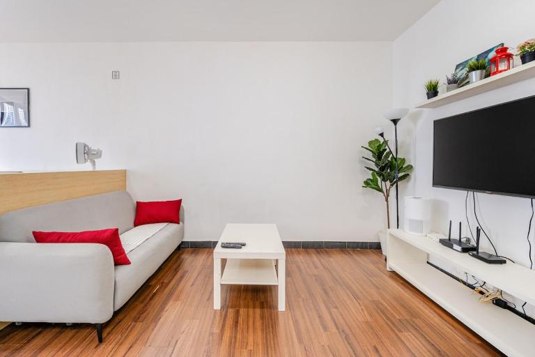 Netflix & Chill SOHO Retreat - Chambres d'hôtes Serdang