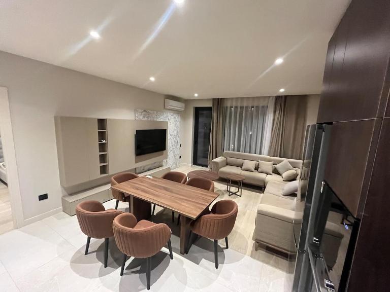 Sea breeze park residence 2 - Bed and Breakfast Bakoe