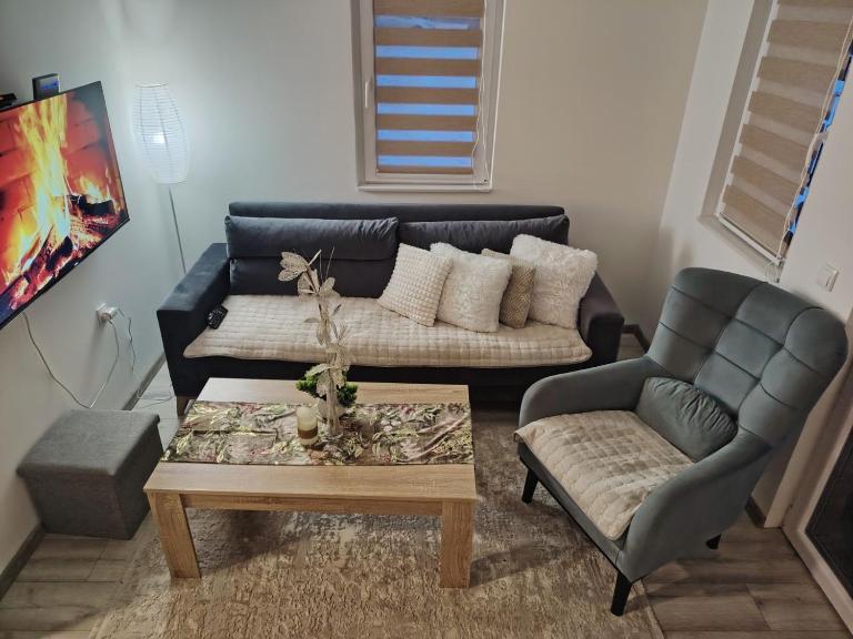 Kuca za Odmor ISKRA - Bed and Breakfast Mokra Gora